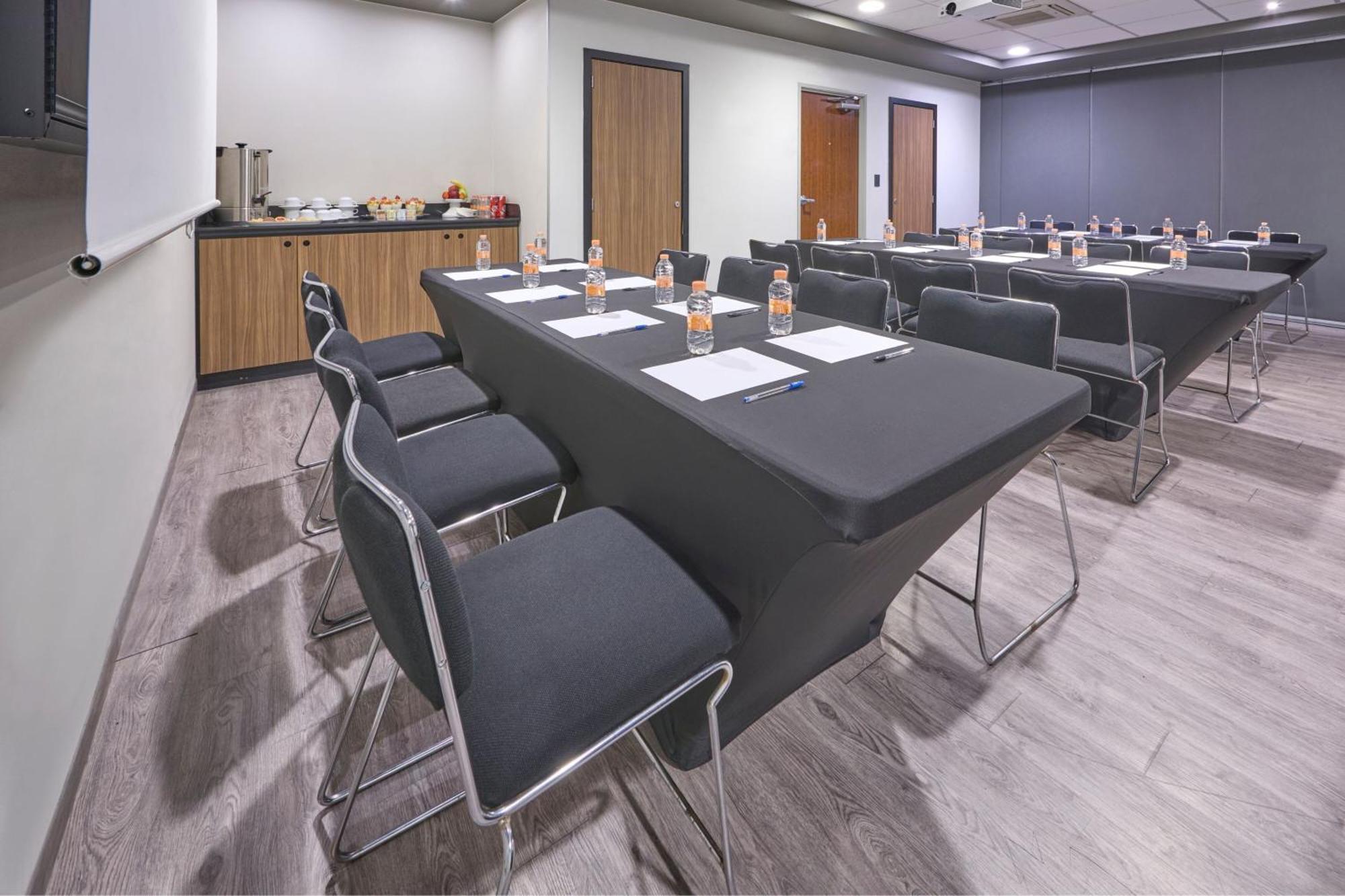 City Express Plus By Marriott Ciudad De Mexico Periferico Sur Tlalpan Exterior photo
