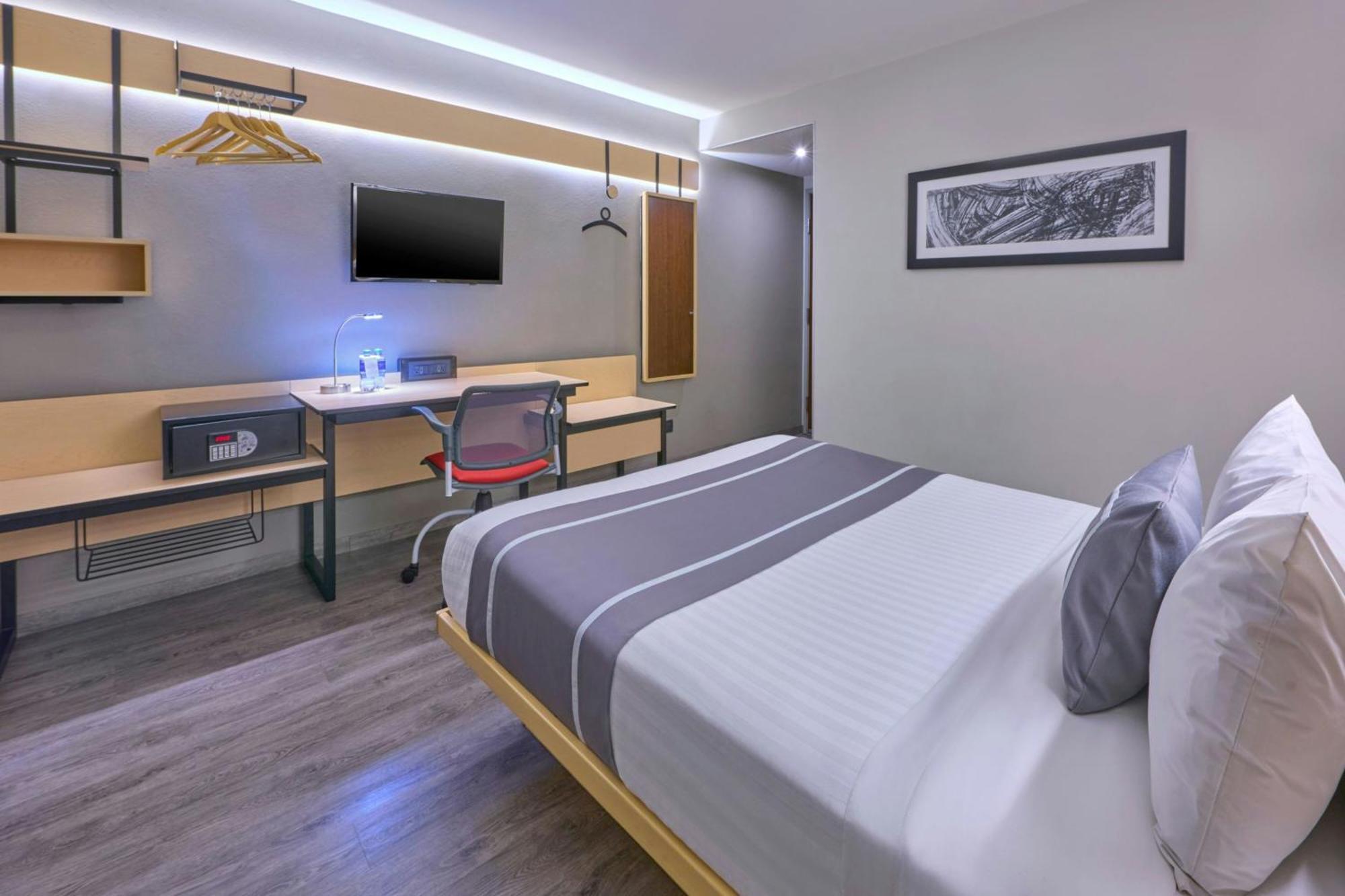 City Express Plus By Marriott Ciudad De Mexico Periferico Sur Tlalpan Exterior photo